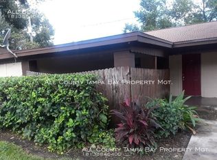 406 Pinewood Ct, Brandon, FL 33510