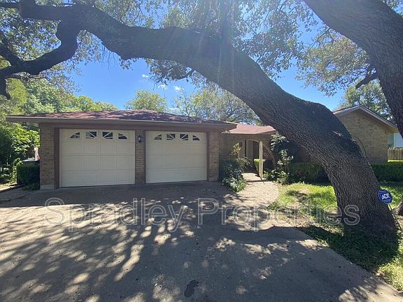 2nd image of 3717 Las Moras Dr