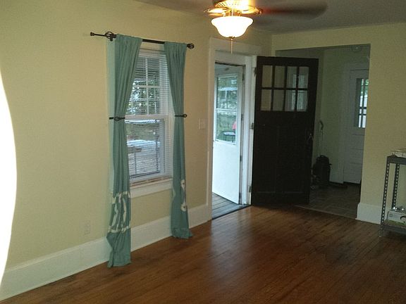 Downstairs Living Room (2)