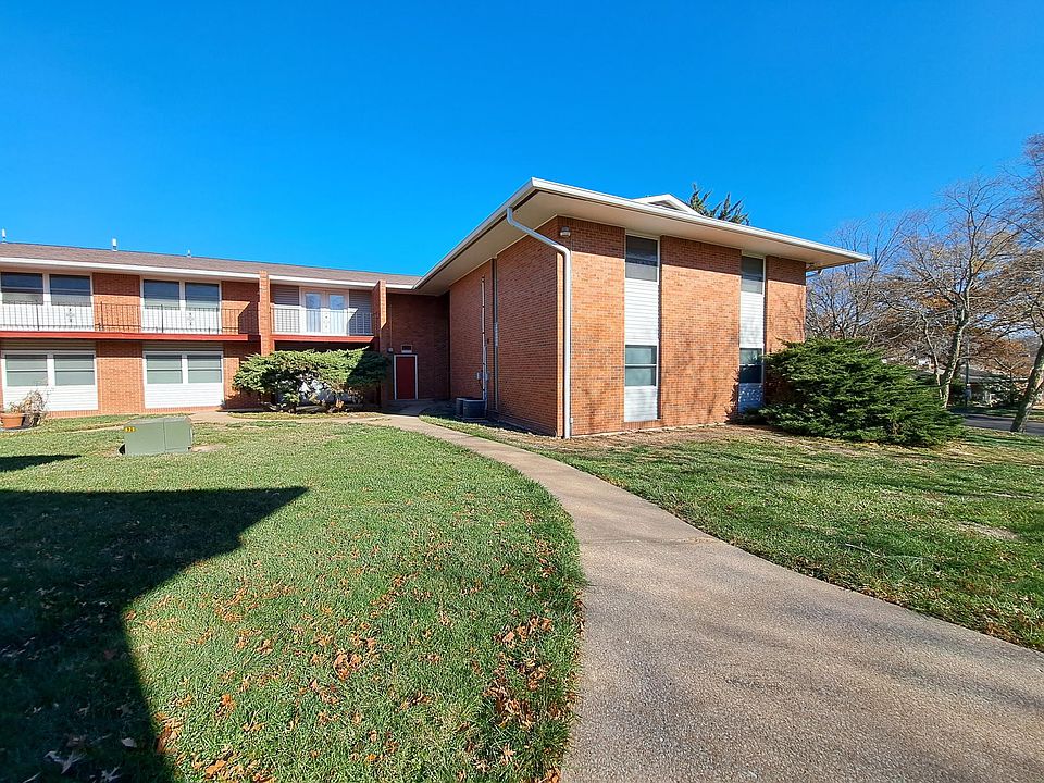 1st image of 1005 Queen Ann Dr #15