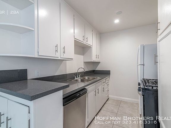 5th image of 6069 Saturn St #4A
