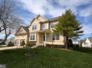 4 Burrell Ln, Cinnaminson, NJ 08077
