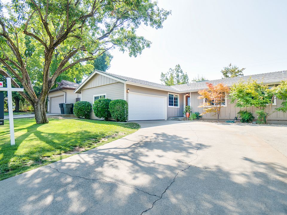 1st image of 9349 Castlemont Cir