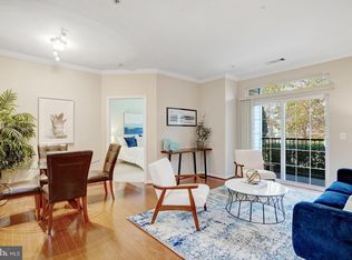 2321 25th St S #2-115, Arlington, VA 22206