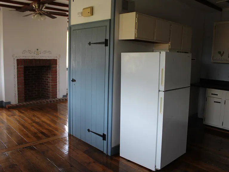 4218 Messersmith Rd — Photo 3