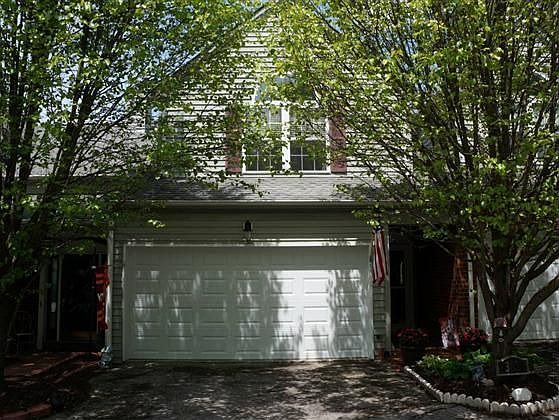 1st image of 385 Gold Leaf Dr NW