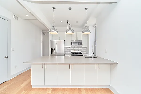 Rented by Living New York | media 12