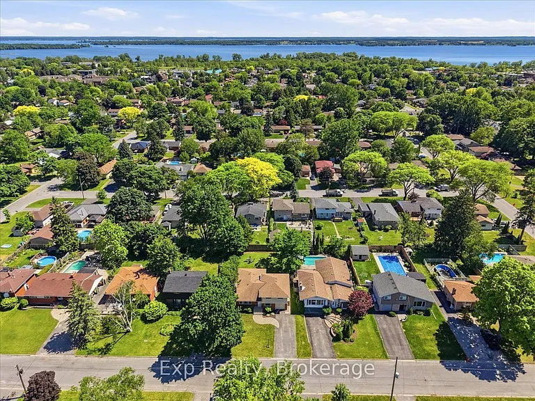 48 Melrose Cres — Photo 34