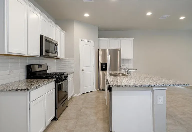 13824 Rock Island Trl — Photo 7