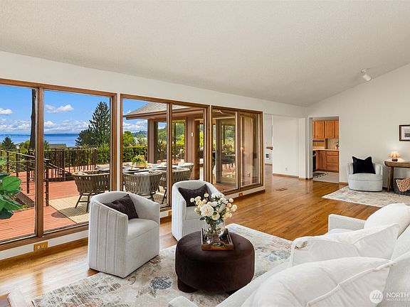 5th image of 9793 NE Murden Cove Drive