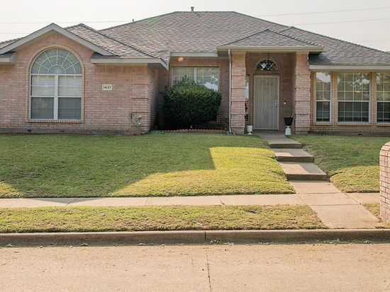 1437 Aldridge Dr Lancaster Tx 75134 Mls 14437879 Zillow