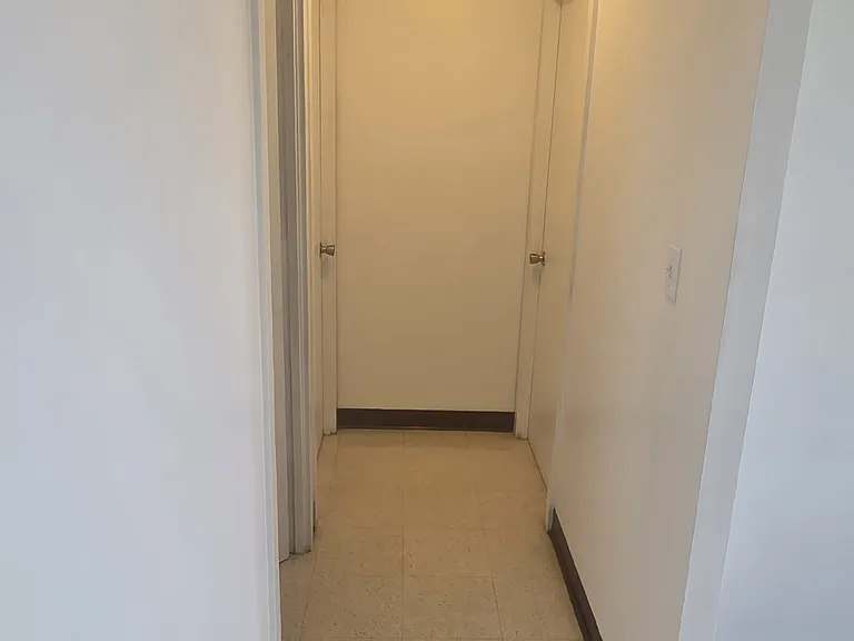 1270 Elm St #9 — Photo 5