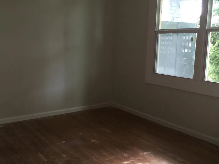 2505 Peniston St — Photo 17
