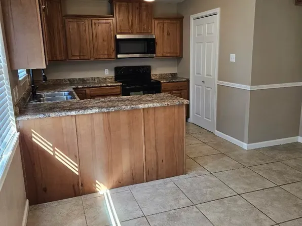 895 County Road 4660, Mount Pleasant, TX 75455