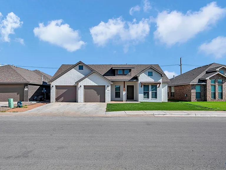 2405 Bastrop Ave — Photo 4