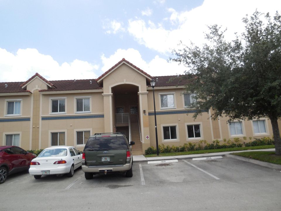 1st image of 1161 Golden Lakes Boulevard #1323