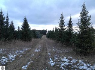 14044 N Purkiss Rd, Northport, MI 49670