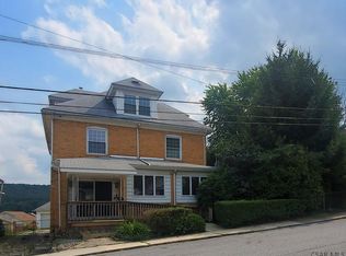 1065 Caroline St, Nanty Glo, PA 15943
