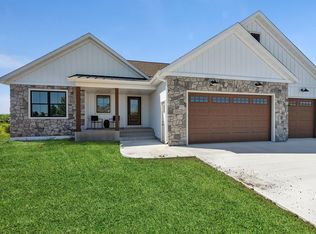 3214 Old Stone Way NE, Sauk Rapids, MN 56379