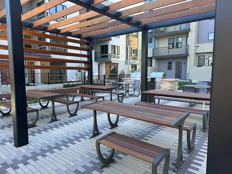 3041 El Camino Real #208 — Photo 12