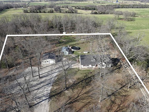 3rd image of 486 Tower Road