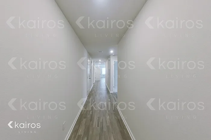 21624 Yosemite Blvd — Photo 2