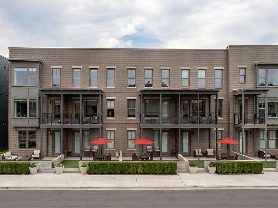 1st image of 5343 W Centerfield Dr S #123