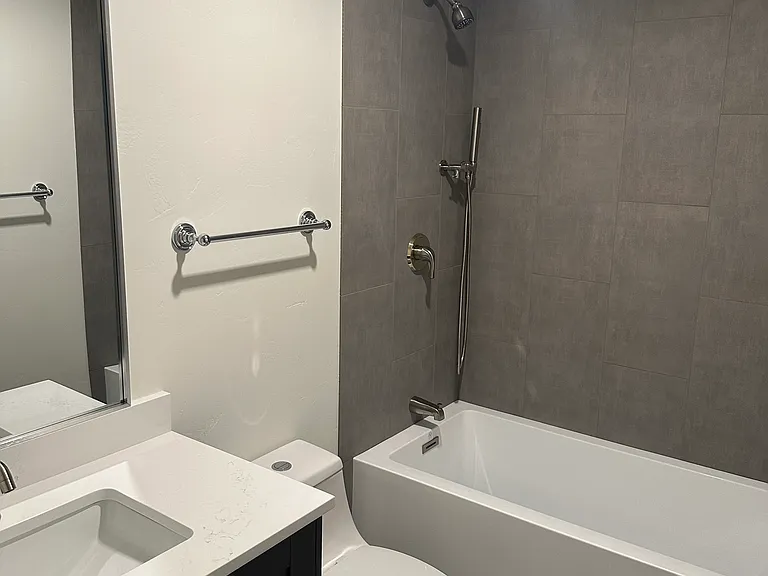 237 Daisy Ln #A — Photo 9
