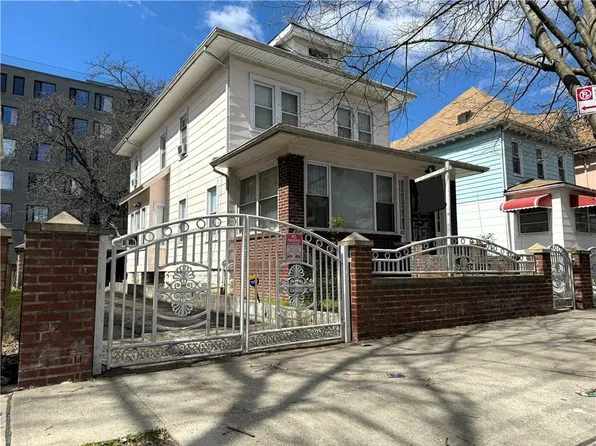 682 E 37th St, Brooklyn, NY 11203