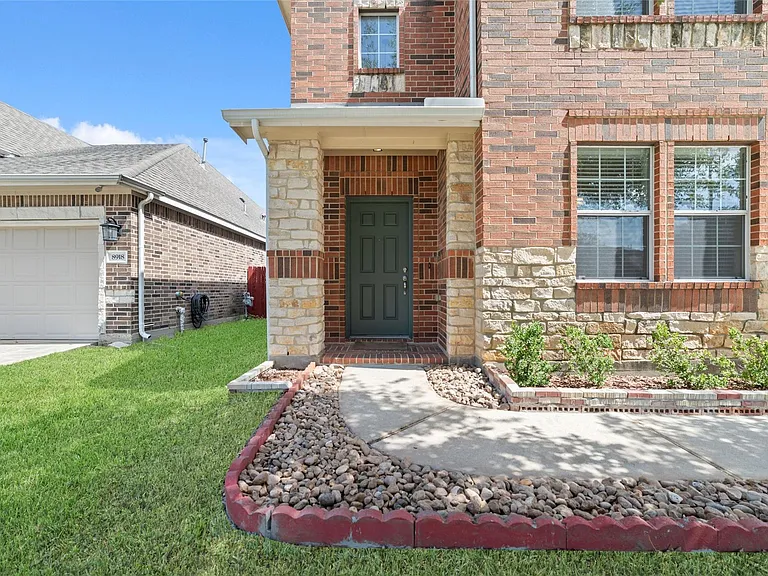 8914 Parlin Ridge Dr — Photo 5