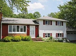 1294 Jackson Rd, Webster, NY 14580