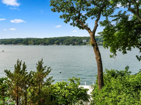 W3668 Maple LANE, Lake Geneva, WI 53147