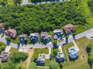 6208 NE Upper Wood Rd, Lees Summit, MO 64064