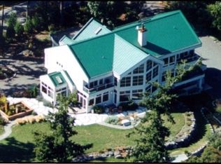 8139 Possession Rd, Clinton, WA 98236