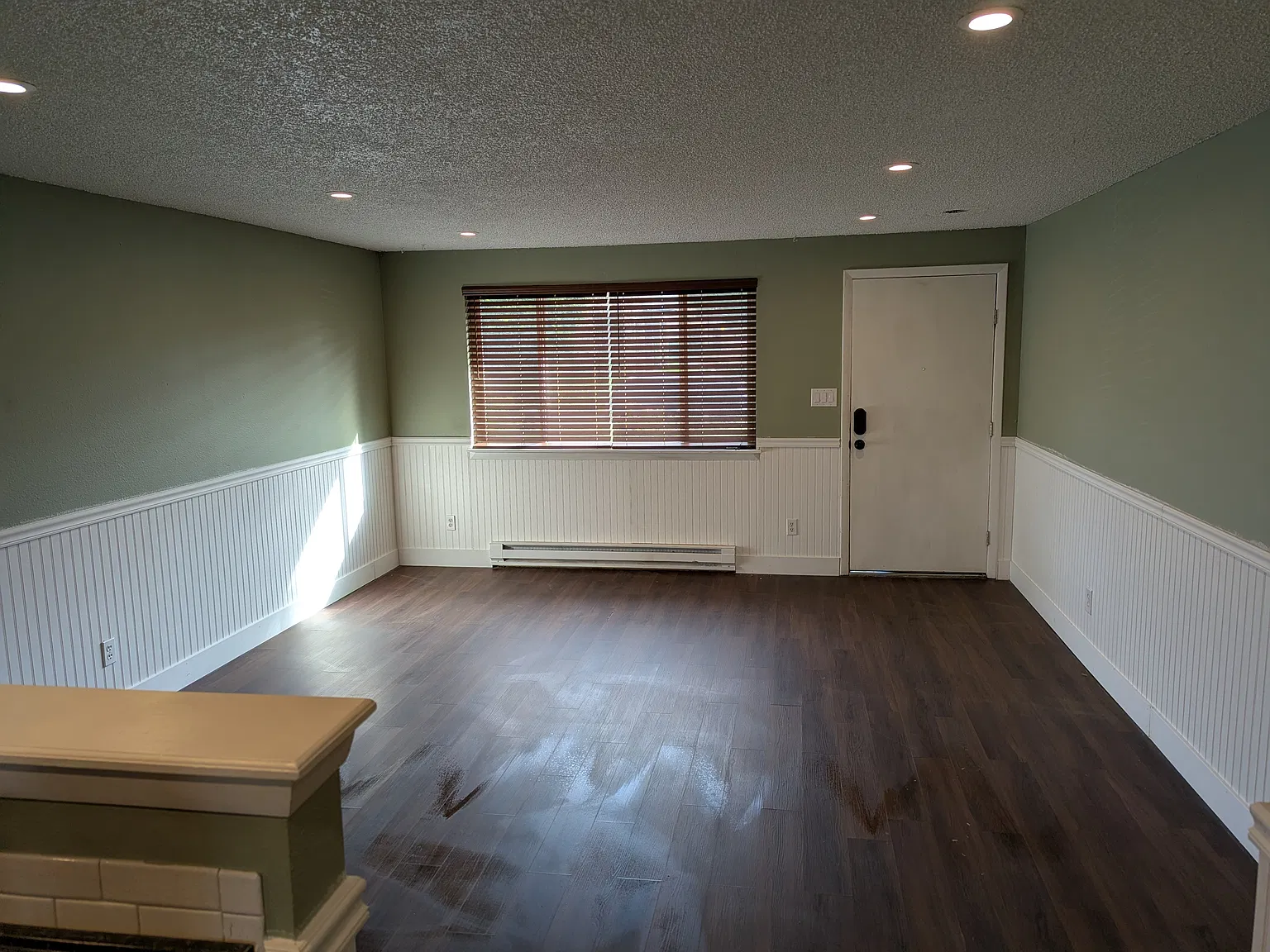 2 bed, 1000 sqft, $3,000 — Photo 3