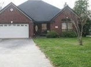 110 Lexington Ave, Clute, TX 77531
