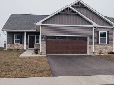 438 Anjali Ct #R, Sycamore, IL, 60178