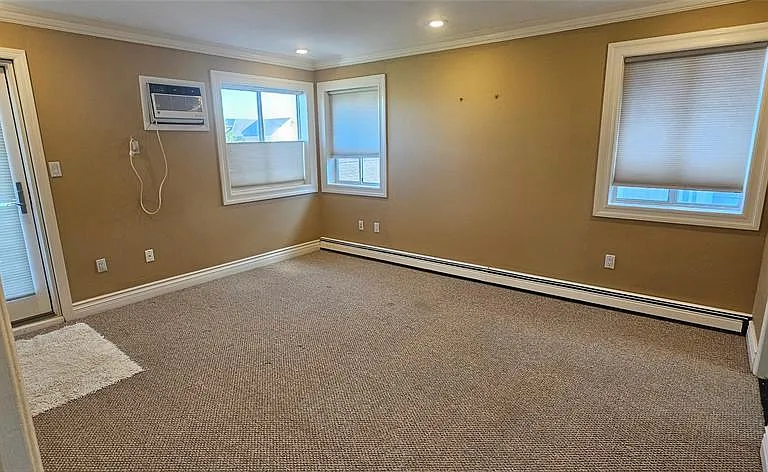 558 Lincoln Blvd — Photo 2