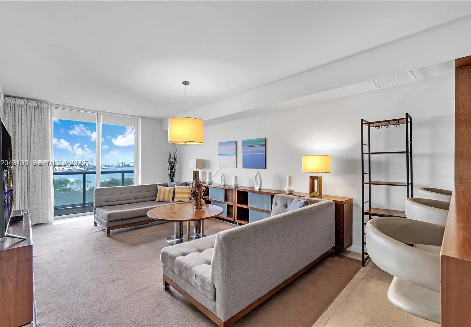 50 Biscayne Condo — Photo 1