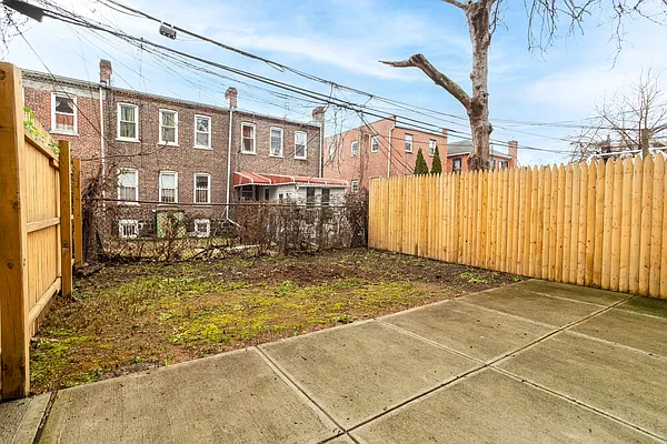 Rented by Compass | media 8