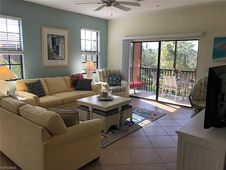 3783 Pino Vista Way #201 — Photo 2