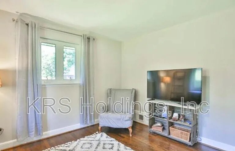 7110 Murray Ln — Photo 37
