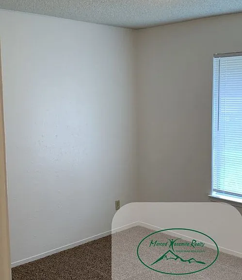 1804 Fir Ave — Photo 5