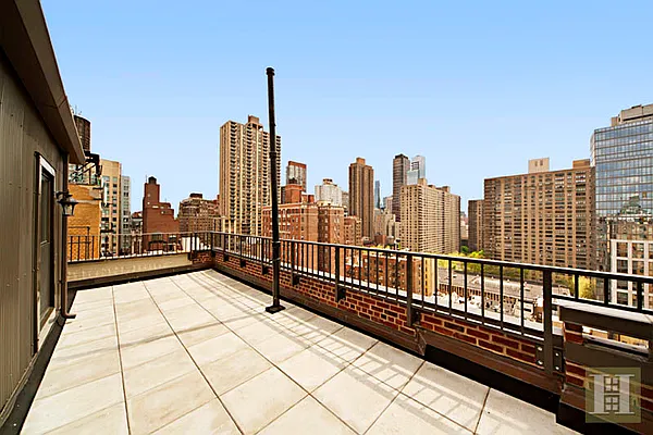 Rented by Halstead Real Estate | media 8