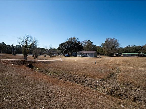 4th image of 10022 Hall Rd