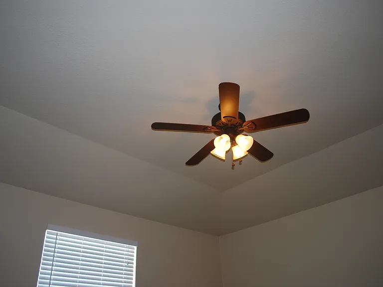 2002 Tru Cir — Photo 29