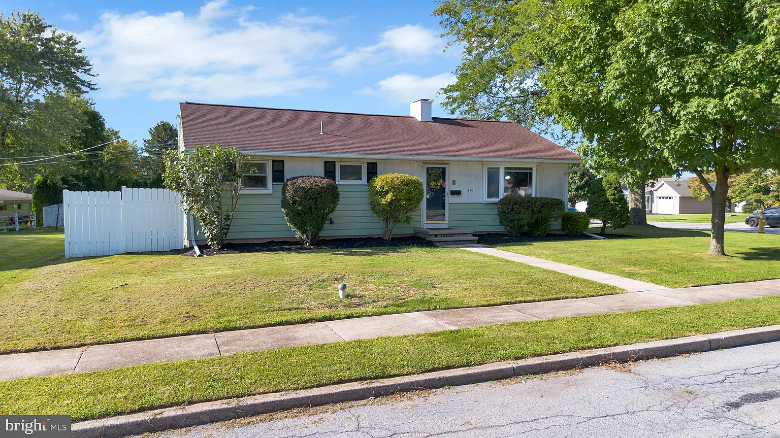 401 Caloric Cir photo 1