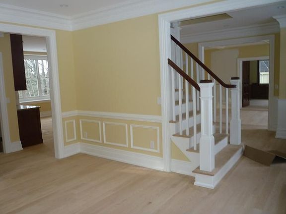 View from Living room wot front entry