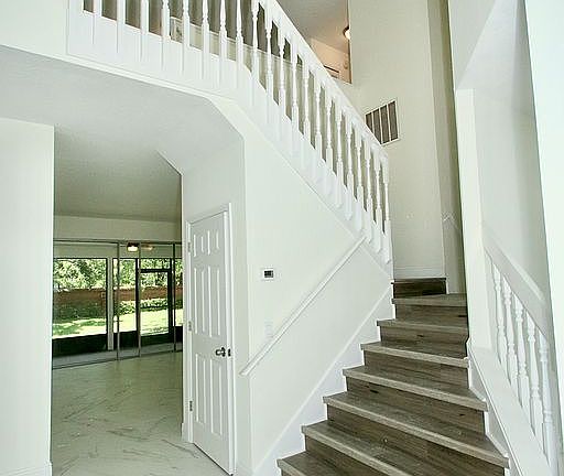 5th image of 14348 Stamford Cir