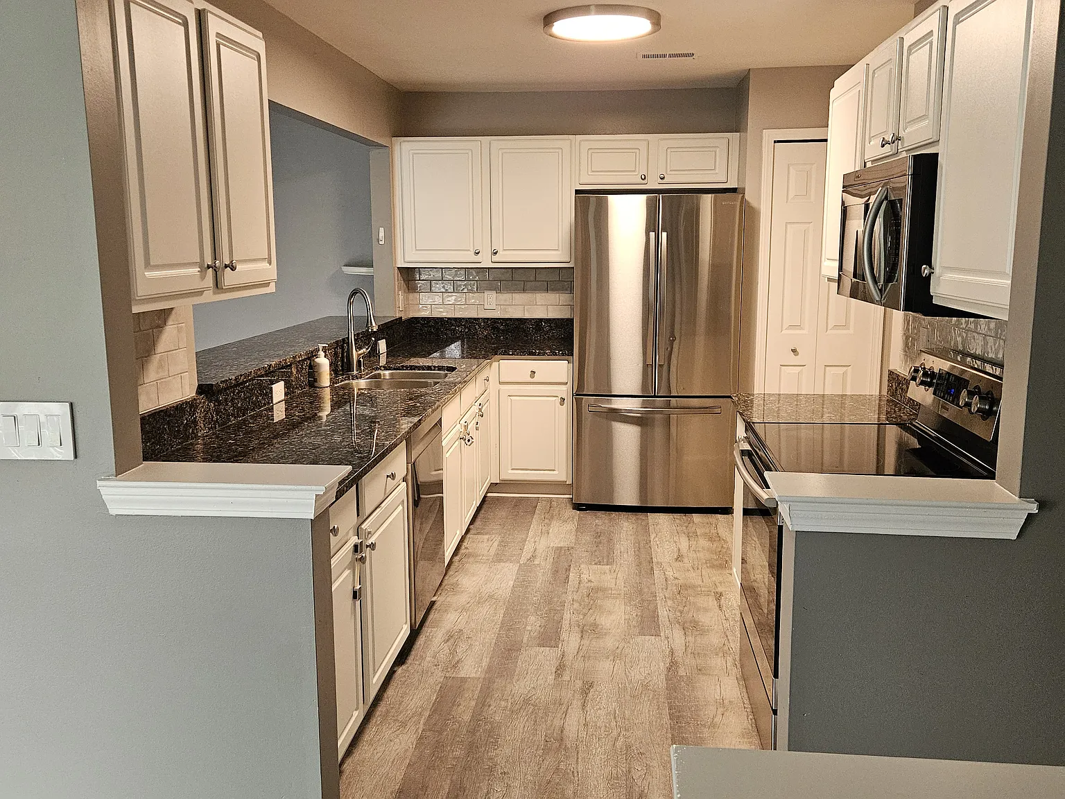 2 bed, 1632 sqft, $1,900 — Photo 4